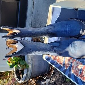 Durango dream catcher boot.